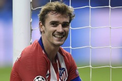 塞维利亚西甲逆转雷奥瓦莱卡诺，亚当斯87分钟绝杀获胜