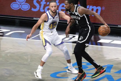 乔丹之后，NBA都被谁打服过？满打满算就5人杜兰特都不够格